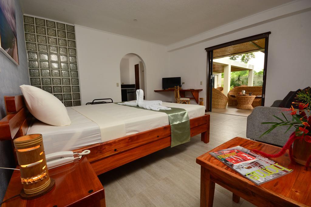 Munting Paraiso Puerto Princesa Bilik gambar